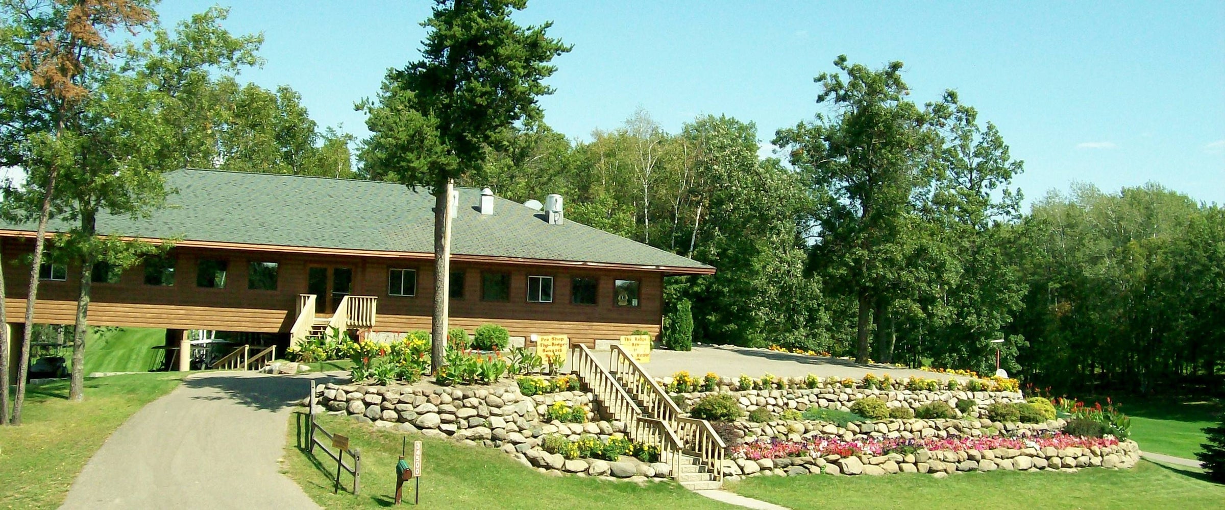 Memberships Book a tee time online Leagues Memberships Book a tee time online Leagues